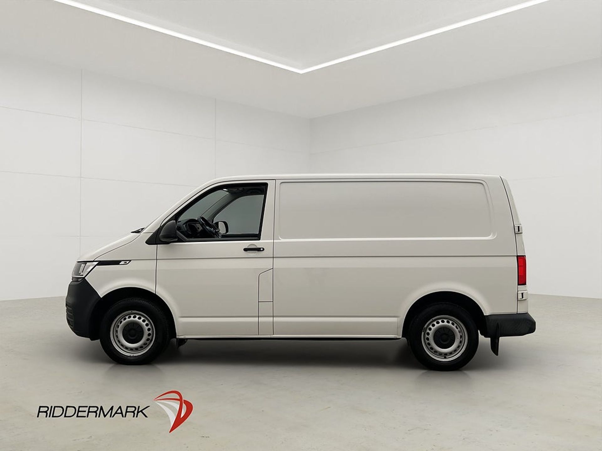 Volkswagen Transporter 2020, photo 6/10