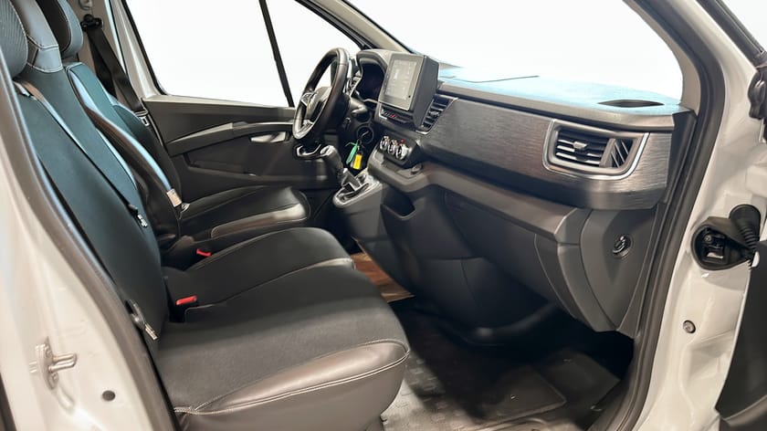 Bild 3 av Renault Trafic Skåpbil L2H1 NORDIC LINE DCI 150Hk