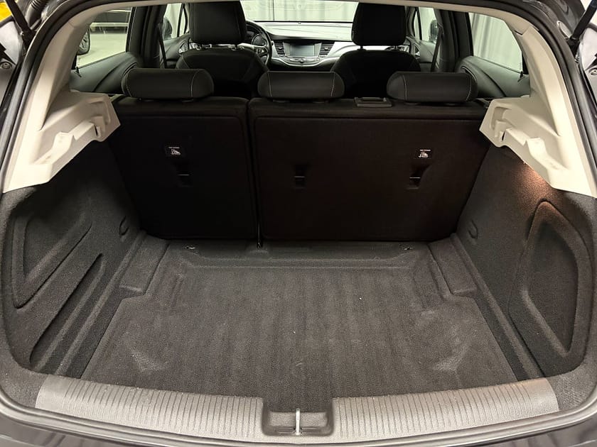 Bild 5 av Opel Astra 1.0 EDIT ecoFLEX Enjoy Inkl. Vinterhjul