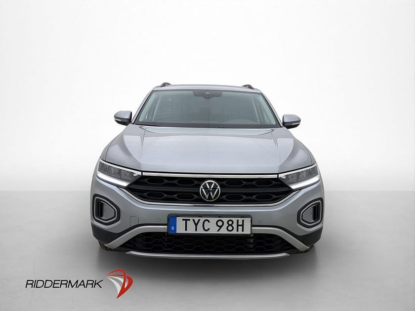 Bild 1 av Volkswagen T-Roc 1.5 TSI 150hk Cockpit CarPlay Adaptiv