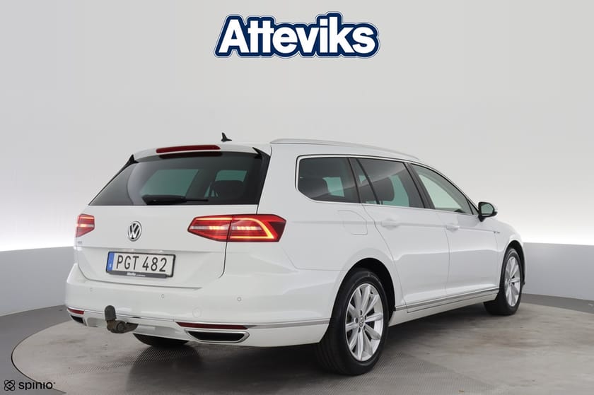 Bild 3 av Volkswagen Passat Variant GTE DSG Plug-in Hybrid *Drag/Värmare/Kamera*