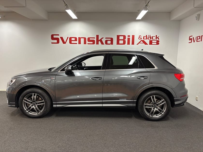 Bild 3 av Audi Q3 45 TFSI e LADDHYBRID AUT S Line 2,99%Ränta