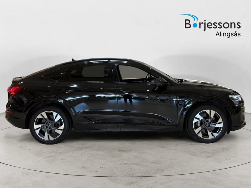 Bild 3 av Audi Q8 Sportback 50 e-tron quattro S-Line Drag/El-Stolar/Backkamera