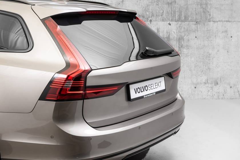 Bilde 5 av Volvo V90 T6 R-design 20"/Panorama/el.stol/Harman/ACC