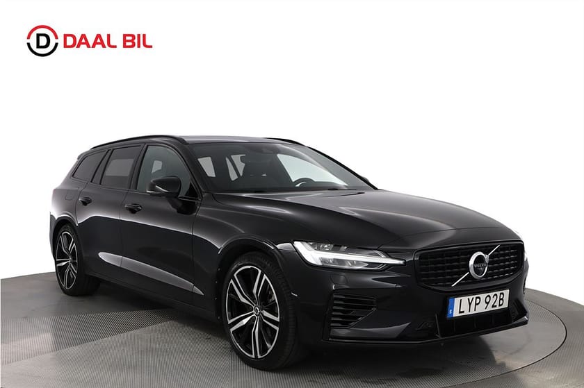 Bild 3 av Volvo V60 RECHARGE T8 AWD 456HK R-DESIGN PANO H/K® 360-KAM NAVI