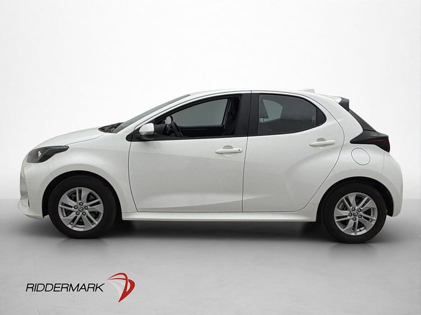 Bild 4 av Toyota Yaris Hybrid 115 116hk MOMS Kamera Carplay Bluetooth