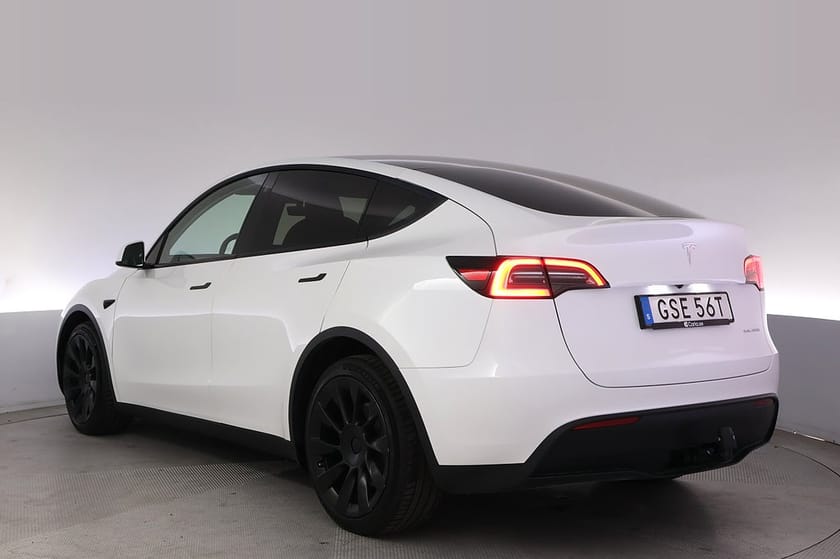 Bild 4 av Tesla Model Y Long Range AWD Uppgr. Autopilot 20" Pano Drag