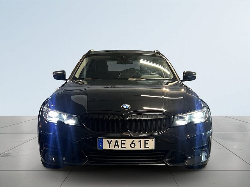 Bild 2 av BMW 320i Touring