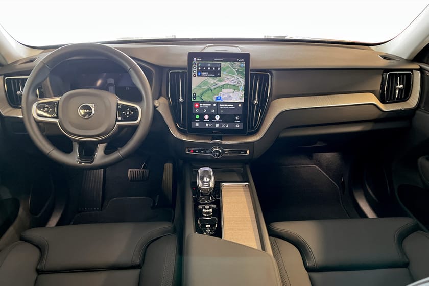 Bild 4 av Volvo XC60 T6 Plus Dark Nordic Edition