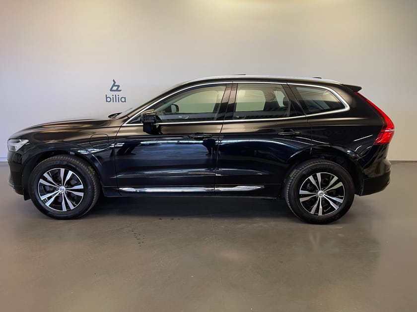 Bild 2 av Volvo XC60 Recharge T6 Core Edition / Keyless / Dragkrok / BLIS / Navigation /