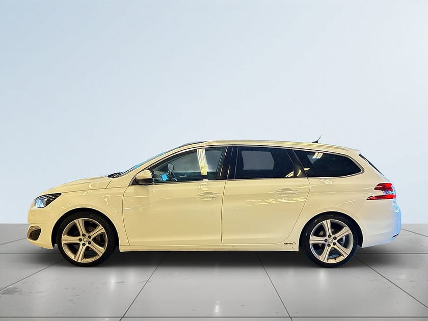Bild 4 av Peugeot 308 SW 1.2 PureTech 130 Allure SoV-Däck/Pano/P-Sens/Värmare