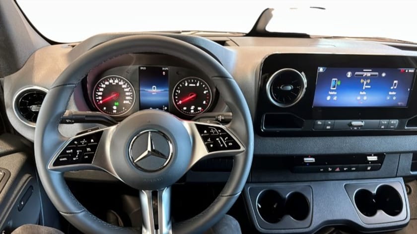 Bild 4 av Mercedes-Benz eSprinter 420 113 kWh