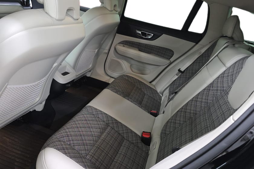 Bild 5 av Volvo V60 D3 Momentum Advanced Edition/Dragkrok/Headup/Backkamera