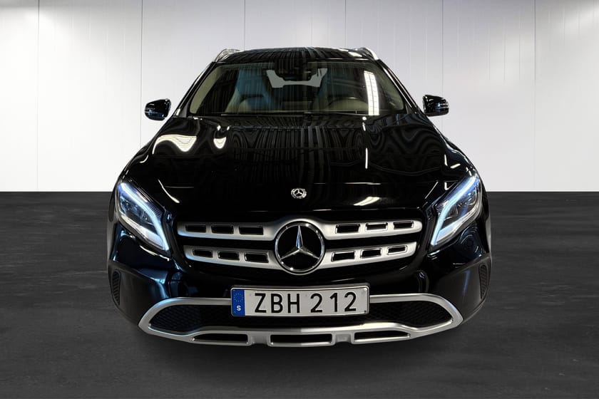 Bild 5 av Mercedes-Benz GLA 180 Manuell | Urban Line | Farthållare | Multifunktionsratt