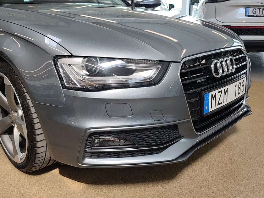 Bild 4 av Audi A4 Avant 2.0 TFSI Q 211 hk S-Line/Drag/Alcantra