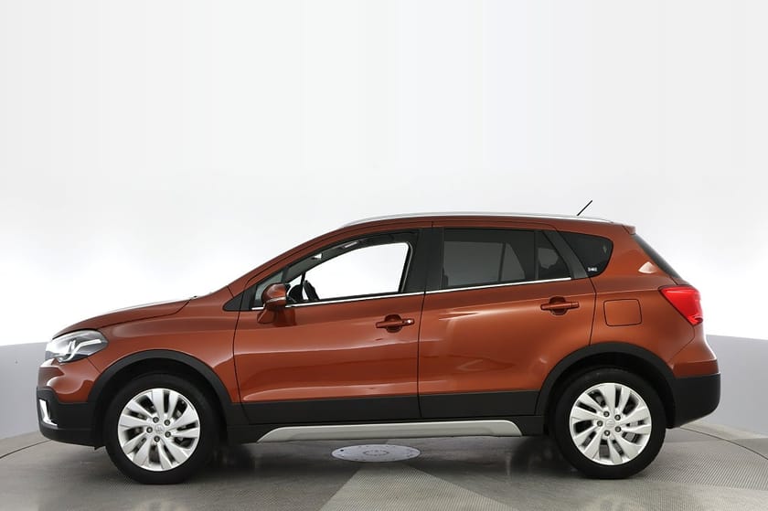 Bild 2 av Suzuki SX4 S-Cross Exclusive 1.0 Manuell Boosterjet AWD B-kamera Caplay