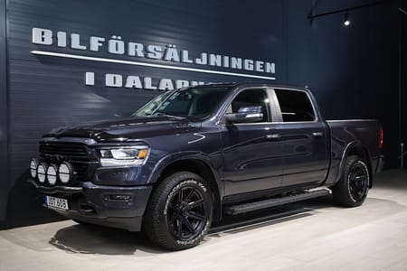 RAM 1500 Dubbelhytt 5'7" box