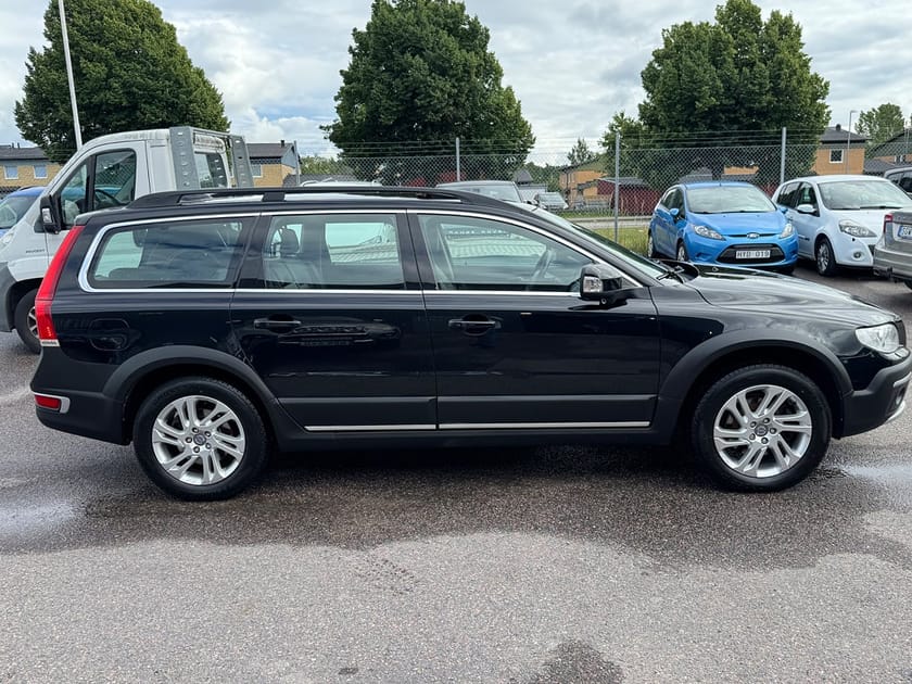 Bild 2 av Volvo XC70 D4 AWD 181hk Summum BE PRO|D-VÄRM|DRAG|LUCKA|