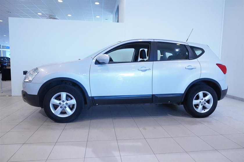 Bild 3 av Nissan Qashqai 2.0 Acenta 5-D, Dragkrok, Backsensorer, Motorvärmare