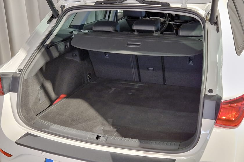 Bild 5 av CUPRA Leon Sportstourer 1.5 eTSI / 150 HK / Drag / Backkamera
