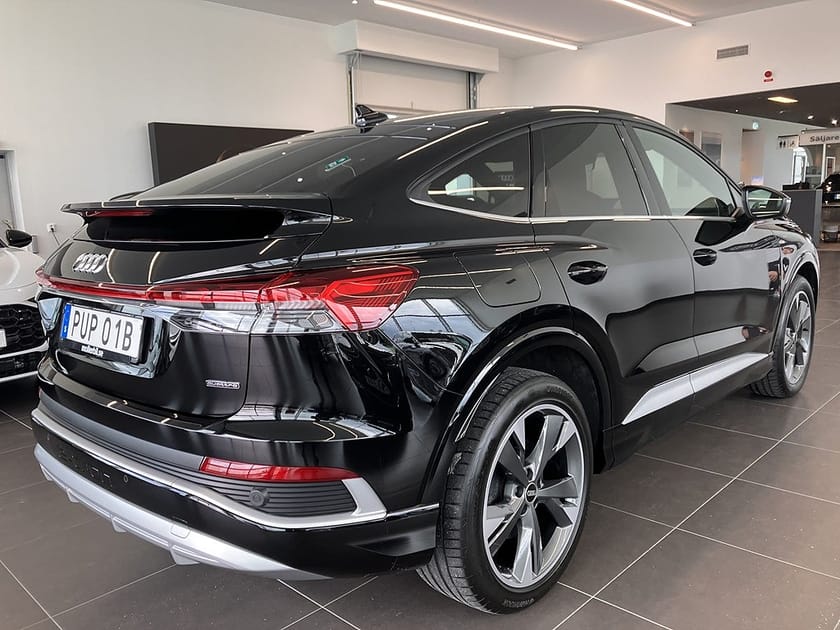 Bild 4 av Audi Q4 45 Sportback e-tron quattro 286hk S-line