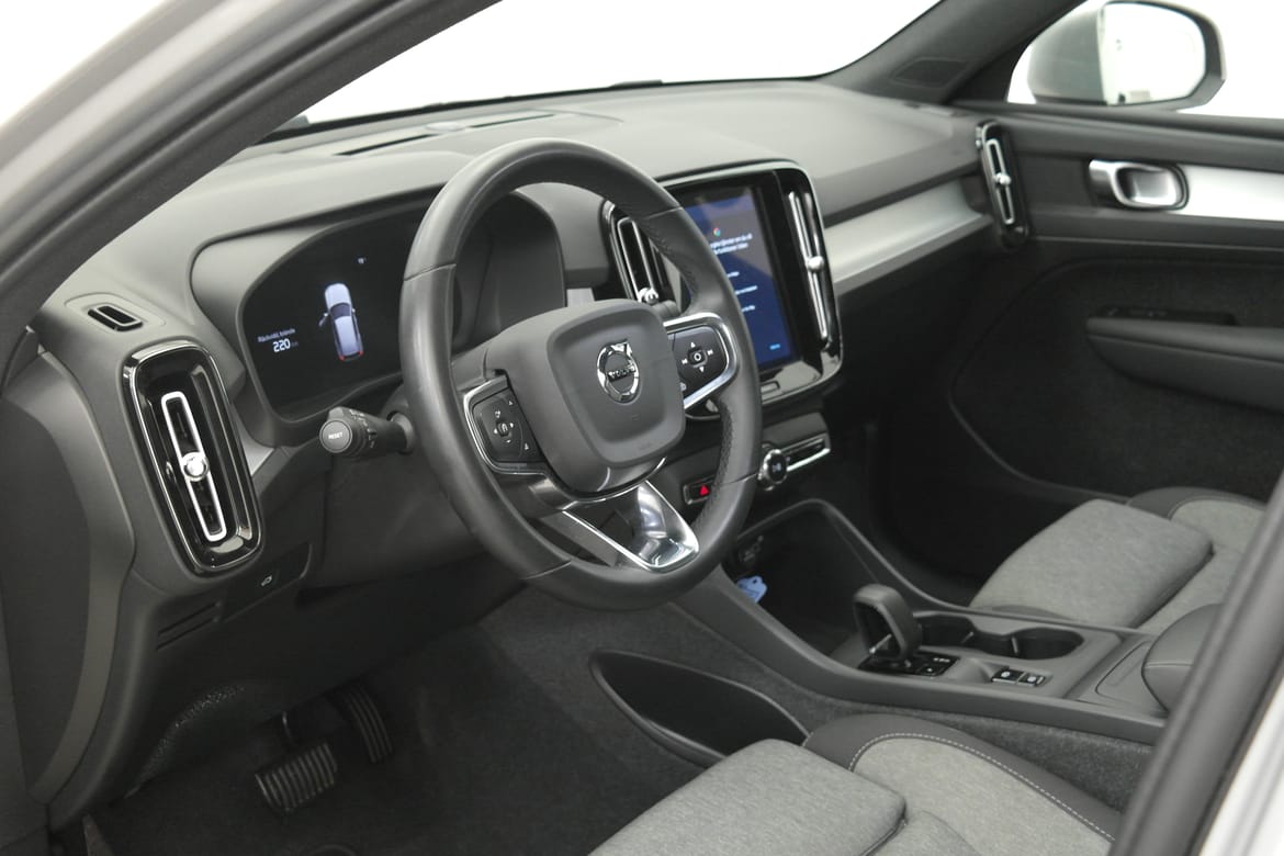 Volvo XC40 2024 - miniatyr 8