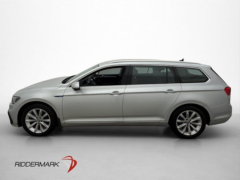 Bild 4 av Volkswagen Passat Sportscombi GTE 1.4 TSI Ladd-Hybrid CarPlay Adaptiv-f
