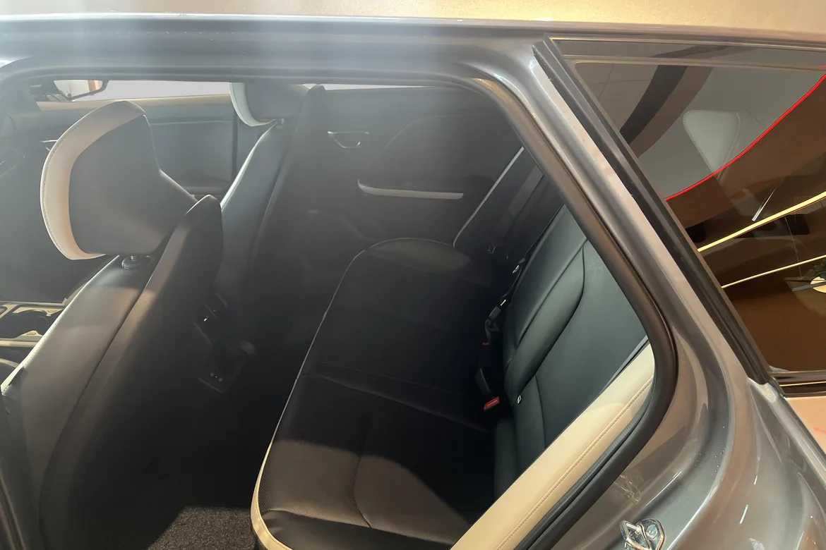 picture of a car
