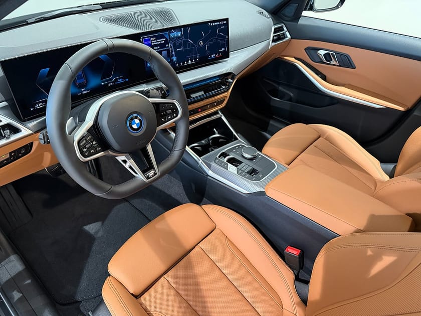 Bild 5 av BMW 330e xDrive Touring xDrive,M-Sport,Drag,Värmare,Adp Fart-Räntekampanj 0,95%
