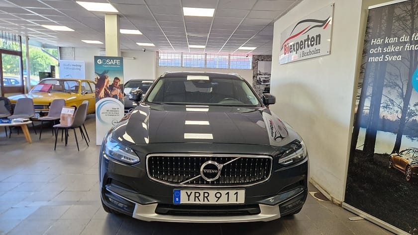 Bild 2 av Volvo V90 Cross Country D4 AWD Geartronic Pro Euro 6