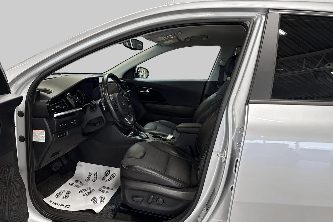 picture of a car