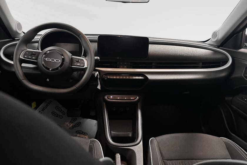 Bild 5 av Fiat 600 Hybrid