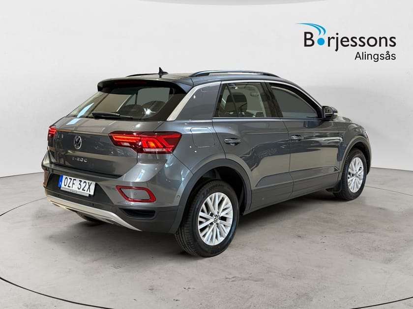 Bild 3 av Volkswagen T-Roc TSI 110hk Backkamera/Cockpit/CarPlay/Rattvärme
