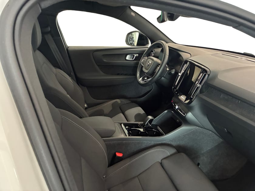 Bild 4 av Volvo C40 Recharge Extended Range Core SE