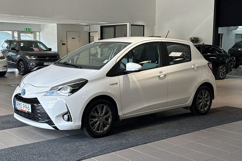 Bild 2 av Toyota Yaris Hybrid e-CVT1 101 hk Active/B-kamera/M-värmare /1 Ägare