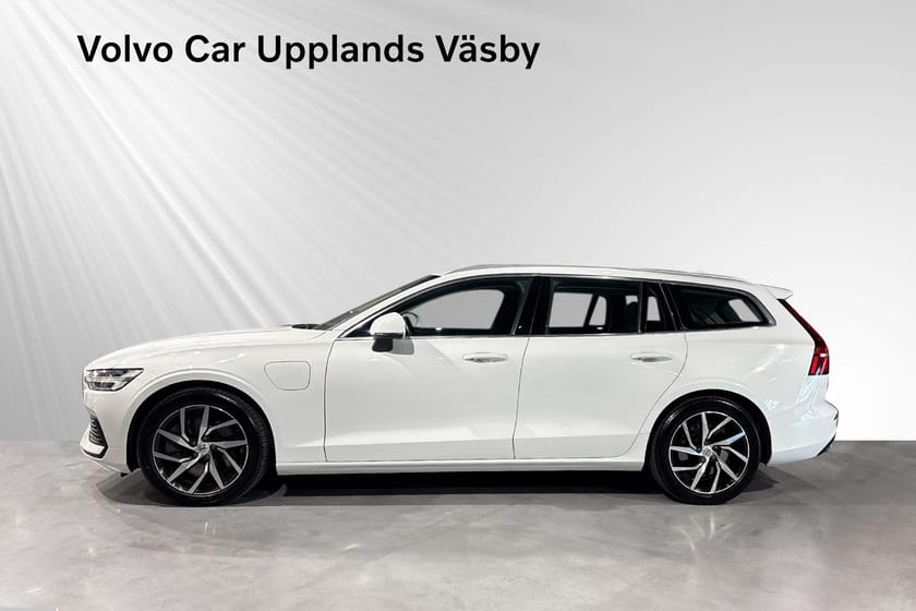 Bild 3 av Volvo V60 T6 TE Momentum Advanced Edition