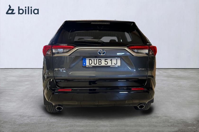 Bild 5 av Toyota RAV4 Plug-in Hybrid 2,5 LADDHYBRID AWD-I STYLE BI-TONE PREMIUMPAKET JBL PANORAMAGLASTAK V-HJUL MOTORVÄRMARE LEDRAMP