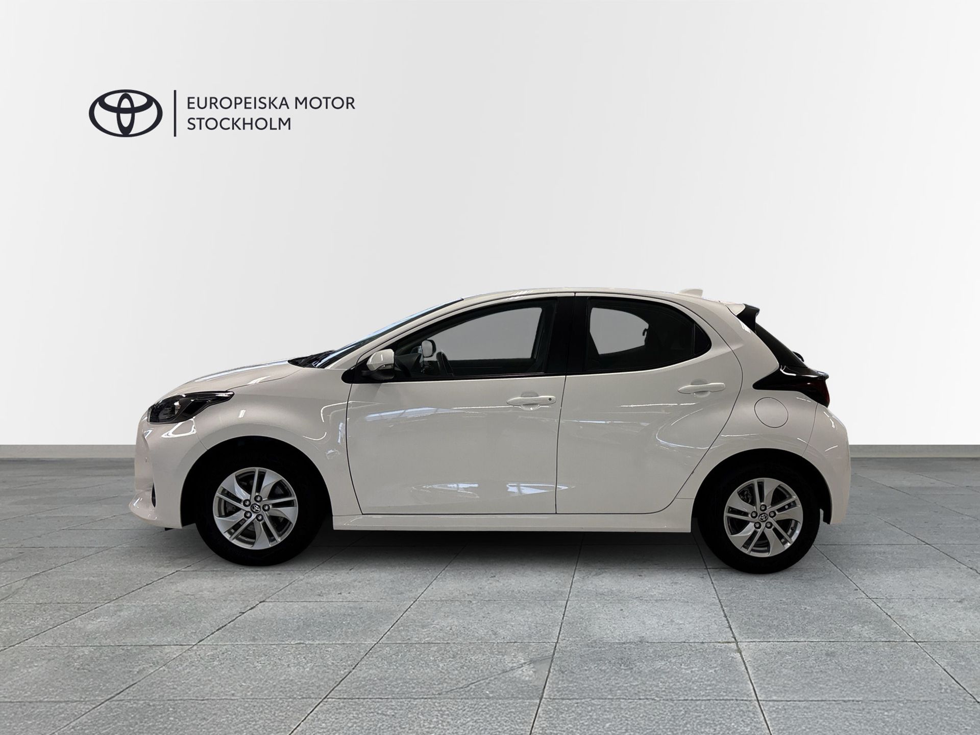 Toyota Yaris Hybrid 2023, kuva 3/7