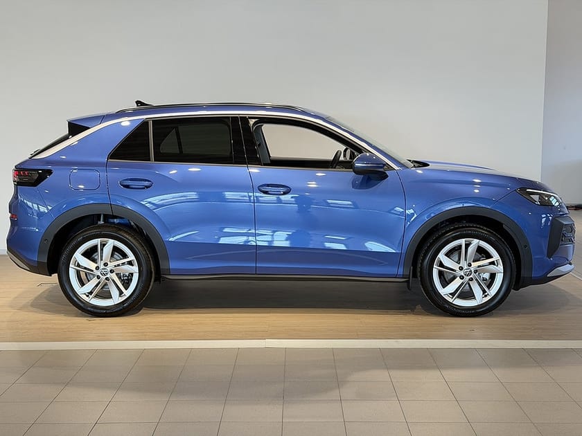 Bild 3 av Volkswagen T-Roc Life 1.5eTSI Backkamera / Lagerbil