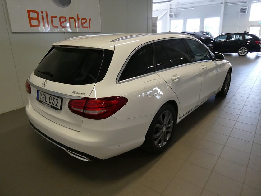 Bild 4 av Mercedes-Benz C 220 T d 4MATIC 4M Avantgarde Dragkrok-Värmare-SoV
