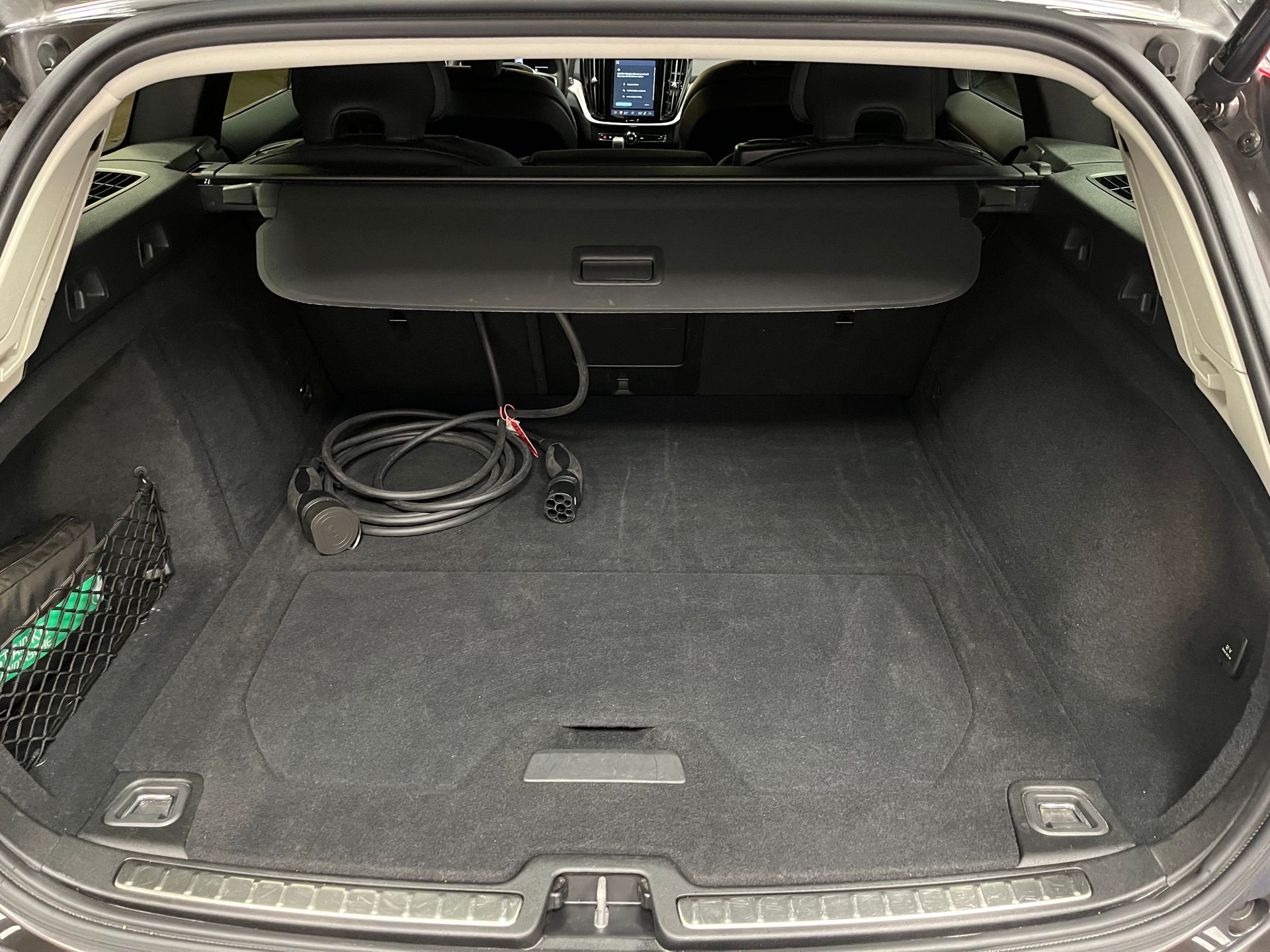 Volvo V60 T6 Plus Dark Nordic Edition 2025, bild 6/10