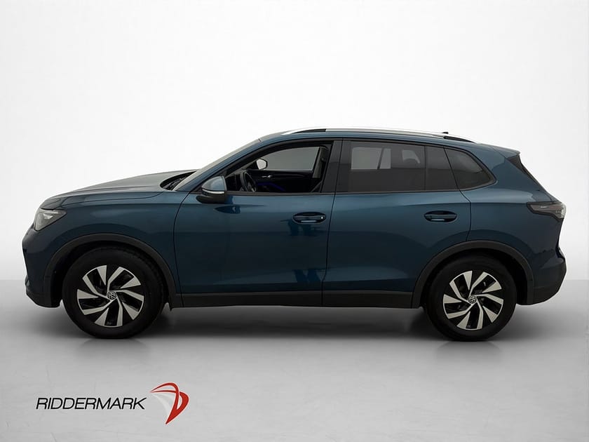 Bild 4 av Volkswagen Tiguan 1.5 eTSI 150hk Life MOMS Drag Navi Kamera