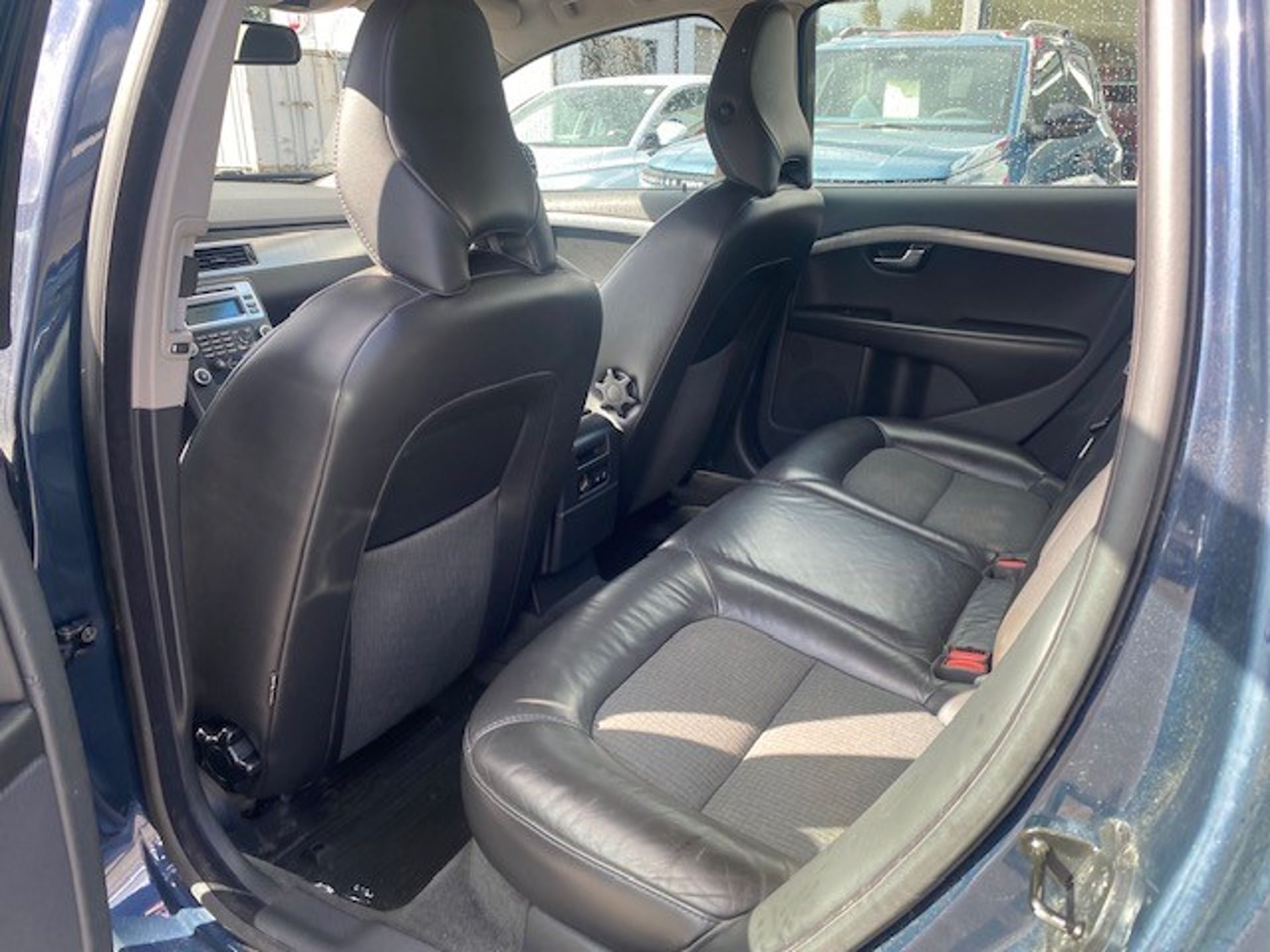 Volvo V70 2010, bild 6/7