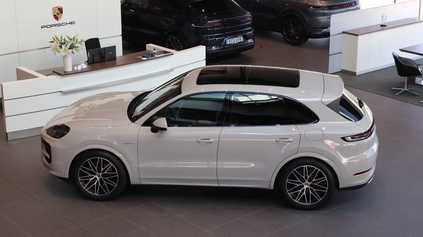 Bild 4 av Porsche Cayenne E-Hybrid 
