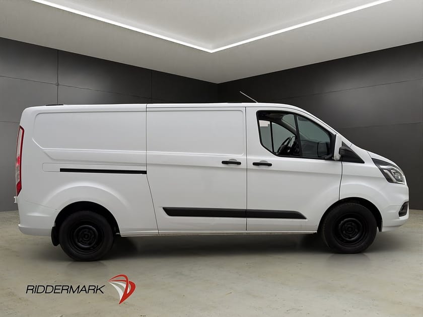 Bild 2 av Ford Transit Custom 300 transit-custom L2 Värmare PDC Dragkrok V-Inredd Moms