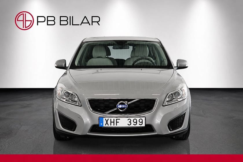 Bild 3 av Volvo C30 D2 Manuell 115hk 6-växlad 1 Ägare