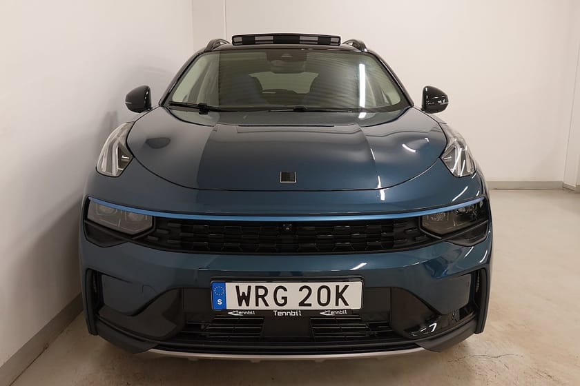 Bild 4 av Lynk & Co 01 PHEV DCT Euro 6 Pano Adap-F Ambient 360° Infinity
