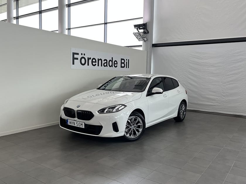 Bild 1 av BMW 120 Privatleasing fr. 2998 kr/mån Rattvärme Tonade Rutor