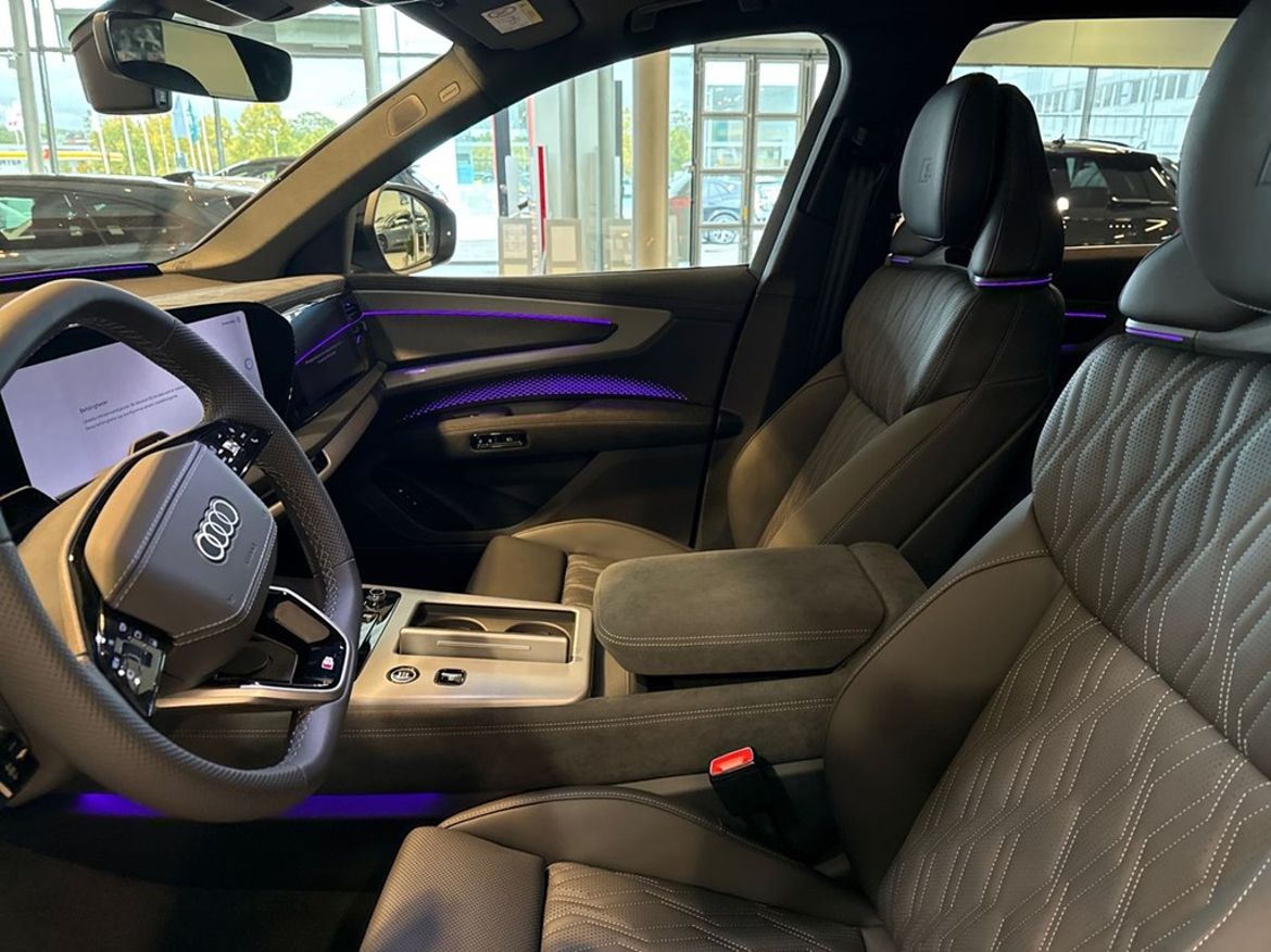 Audi Audi Q7 — bild 15