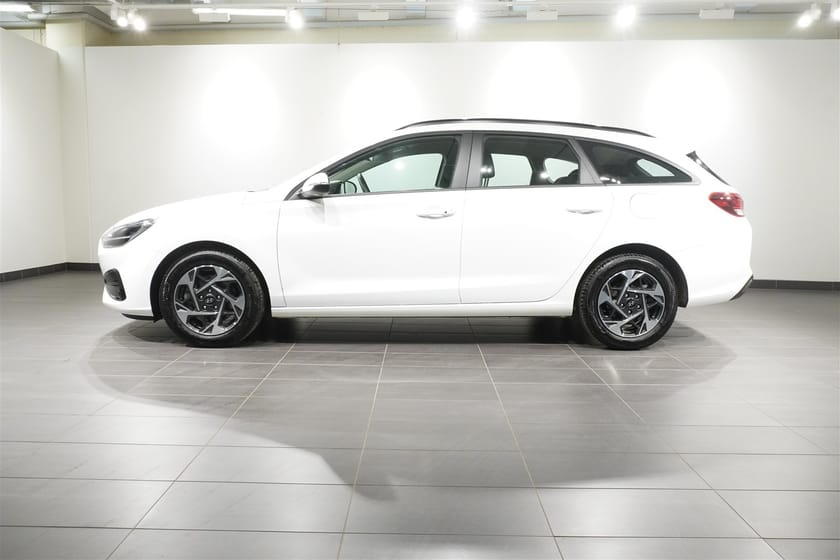 Bild 4 av Hyundai i30 Kombi 1.0 T-GDi MHEV DCT Essential